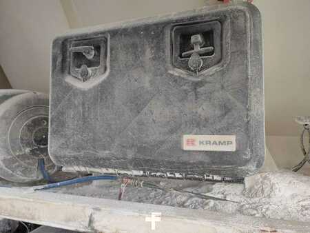 Outro 2004 Unimog UNIMOG U500 (43)