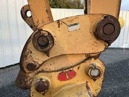 Escavadora de rodas 2005 Case WX185 (12)