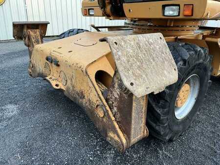 Escavadora de rodas 2005 Case WX185 (19)