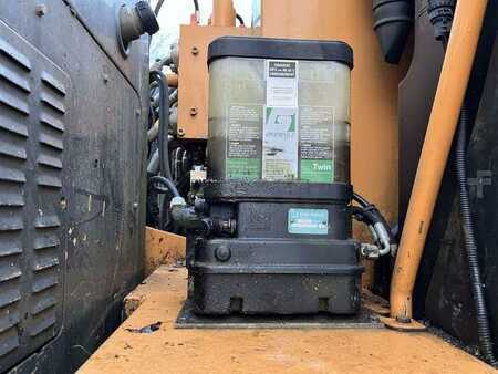 Escavadora de rodas 2005 Case WX185 (29)