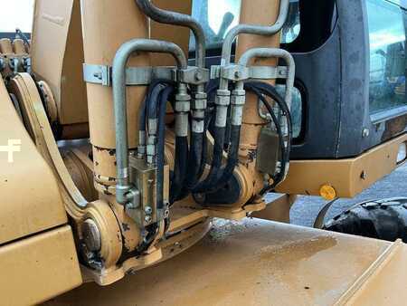 Escavadora de rodas 2005 Case WX185 (31)