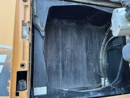 Escavadora de rodas 2005 Case WX185 (33)