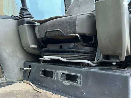 Escavadora de rodas 2005 Case WX185 (44)