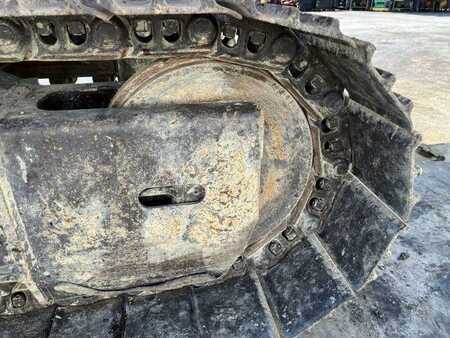 Bæltegraver 1987 Hitachi UH073 (25)