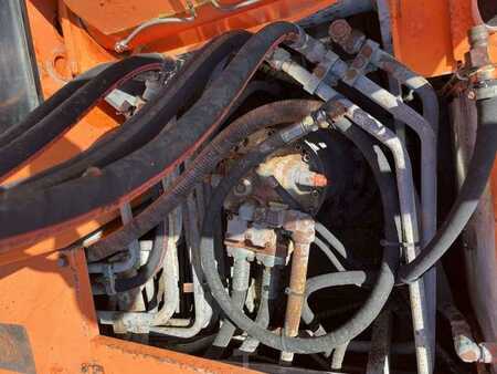 Bæltegraver 1987 Hitachi UH073 (34)