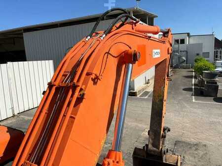 Bæltegraver 1987 Hitachi UH073 (35)