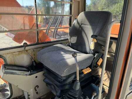 Bæltegraver 1987 Hitachi UH073 (47)