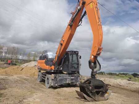 Escavadora de rodas 2022 Doosan DX250WMH-7 (5)