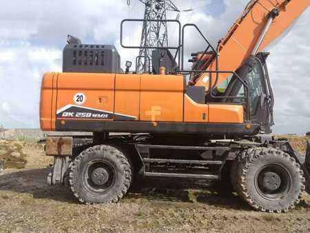 Escavadora de rodas 2022 Doosan DX250WMH-7 (6)