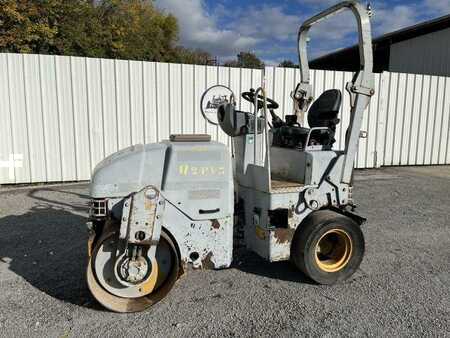 Walce gładkie 2007 Caterpillar CB225E (43)