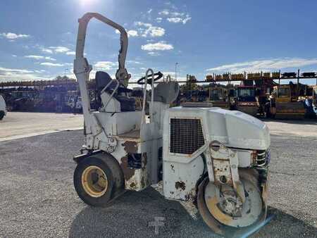 Walce gładkie 2007 Caterpillar CB225E (7)