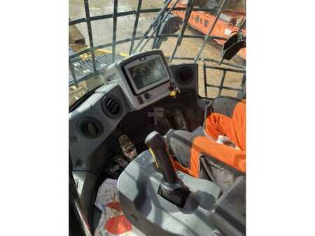 Ładowarki kołowe 2019 Caterpillar 966M (13)