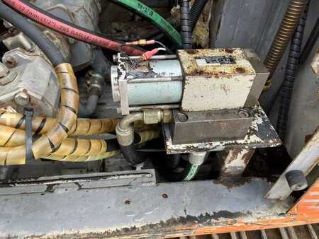 Bæltegraver 1990 Hitachi EX60 (29)