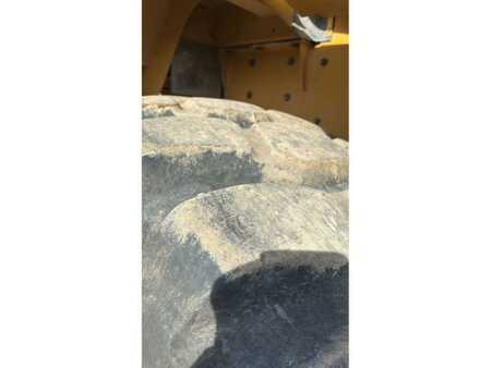 Chargeuse sur pneus 2015 Caterpillar 962K (12)
