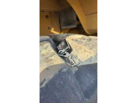 Chargeuse sur pneus 2015 Caterpillar 962K (13)