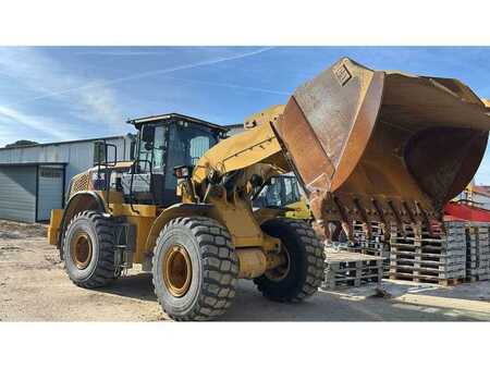 Chargeuse sur pneus 2015 Caterpillar 962K (3)