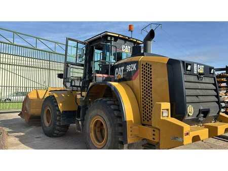 Chargeuse sur pneus 2015 Caterpillar 962K (6)