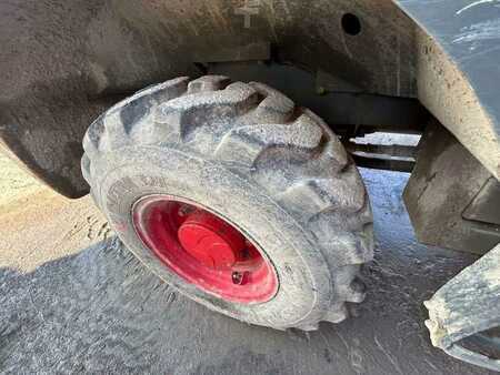 Altri 2010 Liebherr L506 Stereo (29)