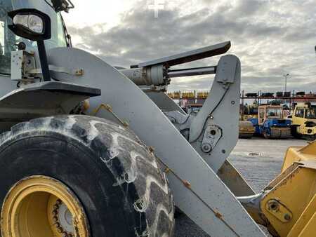 Chargeuse sur pneus 2014 Caterpillar 962K (14)