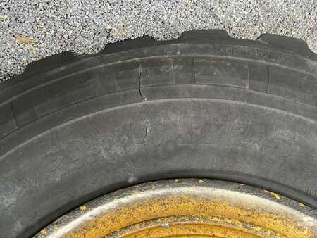 Chargeuse sur pneus 2014 Caterpillar 962K (22)