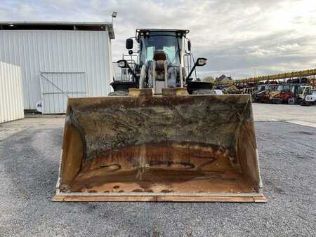 Chargeuse sur pneus 2014 Caterpillar 962K (8)