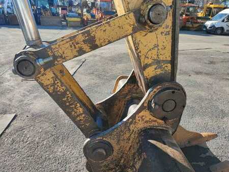 Lánctalpas kotrógép 1993 Caterpillar E120B (13)