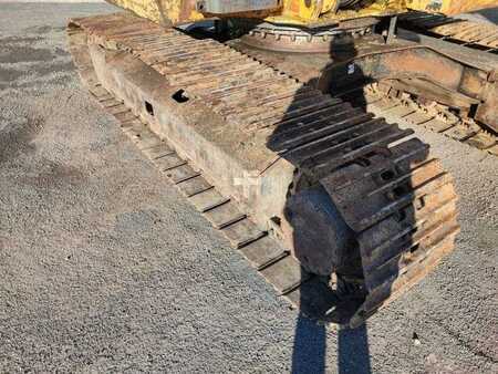 Lánctalpas kotrógép 1993 Caterpillar E120B (21)