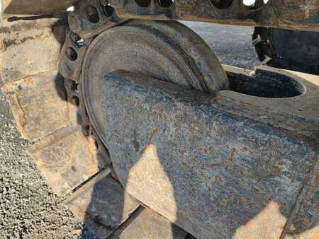 Lánctalpas kotrógép 1993 Caterpillar E120B (23)