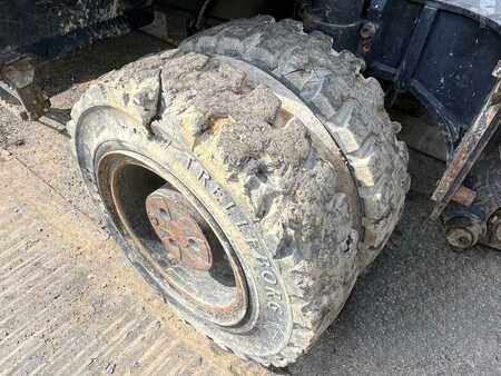 Mobilbagger 2011 Hitachi ZX210W-3 (24)