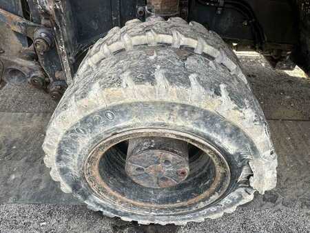 Mobilbagger 2011 Hitachi ZX210W-3 (27)