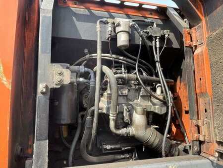 Mobilbagger 2011 Hitachi ZX210W-3 (32)