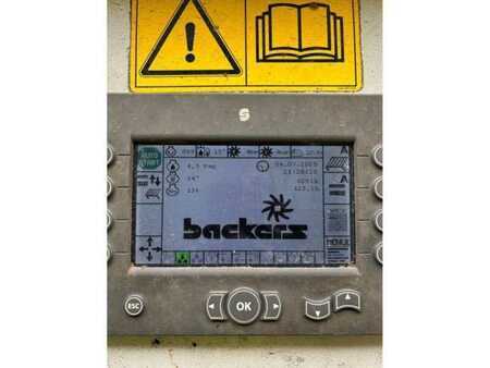 Outro 2012 Backers 3-MTA (16)