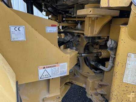Chargeuse sur pneus 1999 Caterpillar 962G (20)