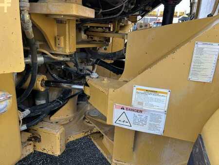Chargeuse sur pneus 1999 Caterpillar 962G (21)