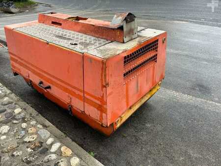 Other 1995 Atlas Copco XAS55DD (4)