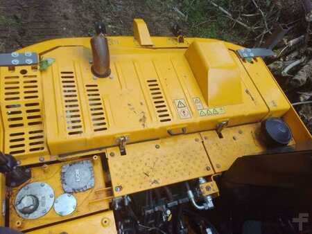 Escavatori cingolati 2023 JCB 150XL SV (8)