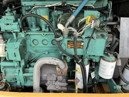 Chargeuse sur pneus 2007 Volvo L45B-TP (26)