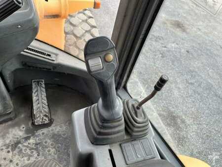 Chargeuse sur pneus 2007 Volvo L45B-TP (32)