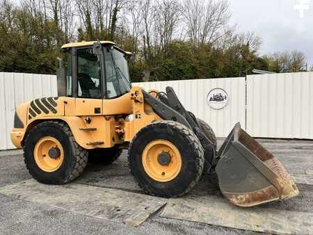 Chargeuse sur pneus 2007 Volvo L45B-TP (39)