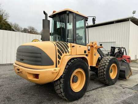 Chargeuse sur pneus 2007 Volvo L45B-TP (6)