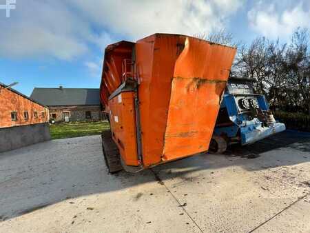 Ostatní 2012 [div] VZ750DK (15)