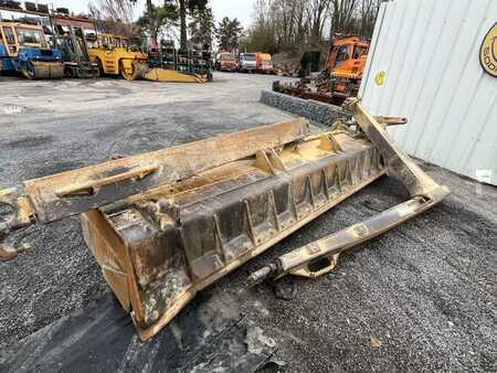 Bulldozere 2013 Caterpillar D6T LGP (15)