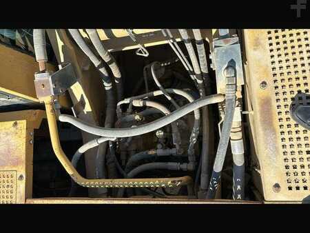 Rupsgraafmachines 1998 Caterpillar 345B LME (11)