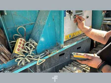 POWERSCREEN Premiertrak 400