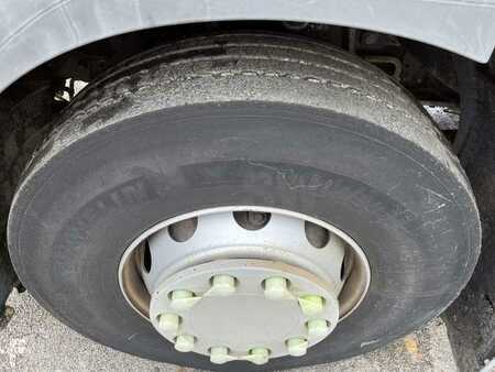 Miscelaneo 2009 Renault PREMIUM 370-26 (16)