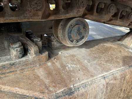 Koparki do wyburzeń 1990 Hitachi EX400LC (37)