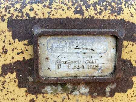 Chargeuse sur pneus 2002 Caterpillar 966G (16)