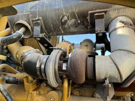 Chargeuse sur pneus 2002 Caterpillar 966G (28)