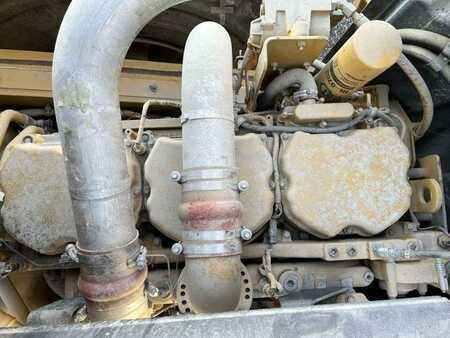 Chargeuse sur pneus 2002 Caterpillar 966G (33)