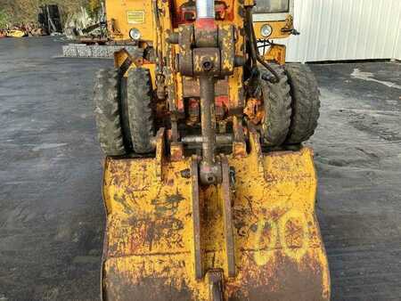 Mobiele graafmachines 1982 Poclain P60 (11)